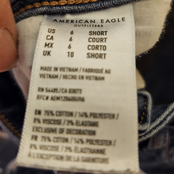 AMERICAN EAGLE Next Level Stitch Distressed Blue Jeans Size 6 Short - Picture 5 of 9